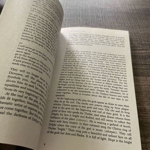 Oedipus the king Book (sophocles) - Picture 7 of 9